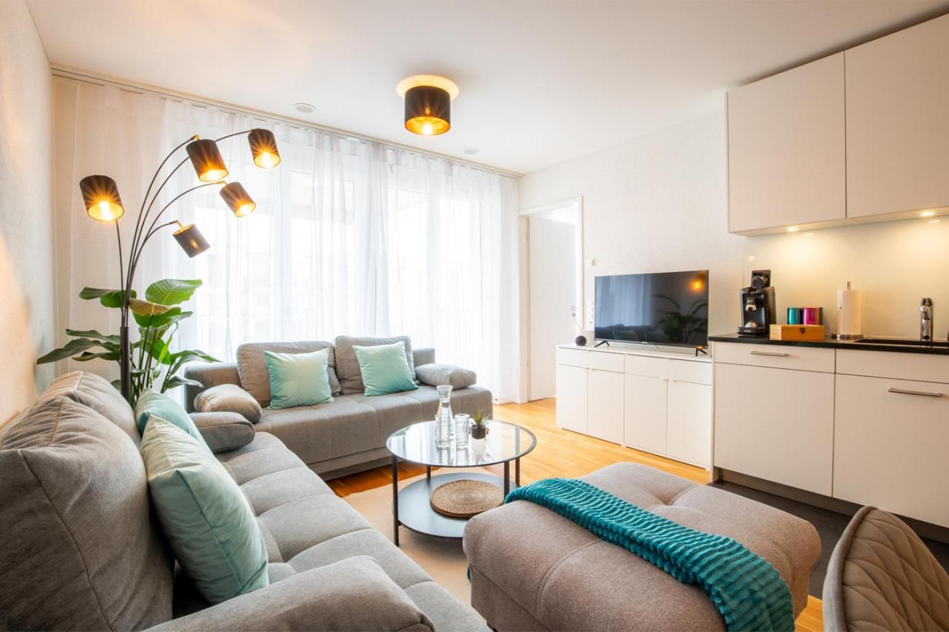 Special Einstein I Apartment Basel, Messe Kleinbasel 10-Star 외부 사진